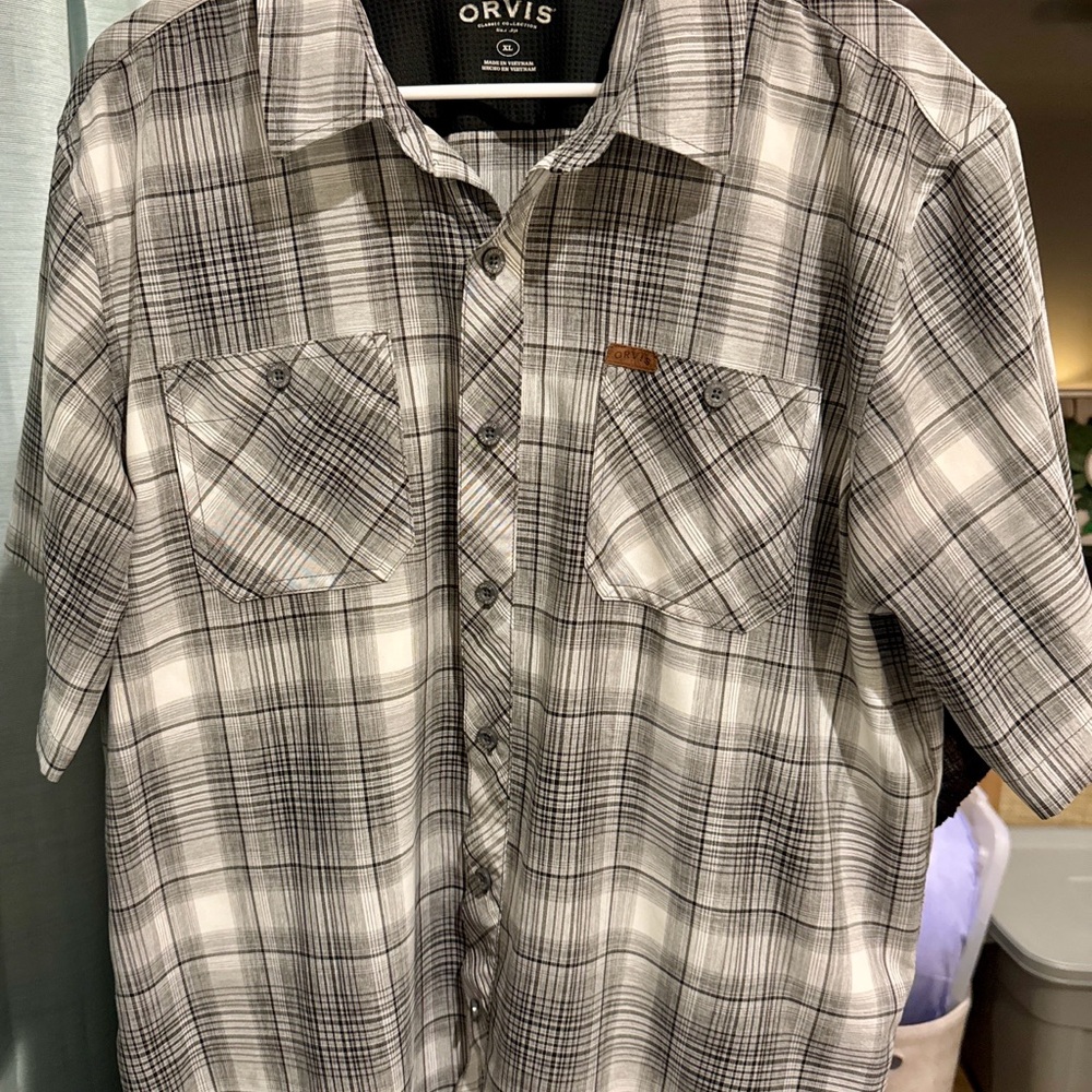 Orvis Men's Gray and White Checkered Plaid Shirt XL